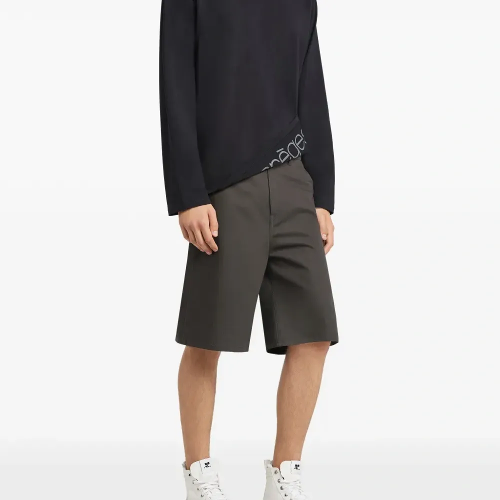 Футболка с длинными рукавами и логотипом