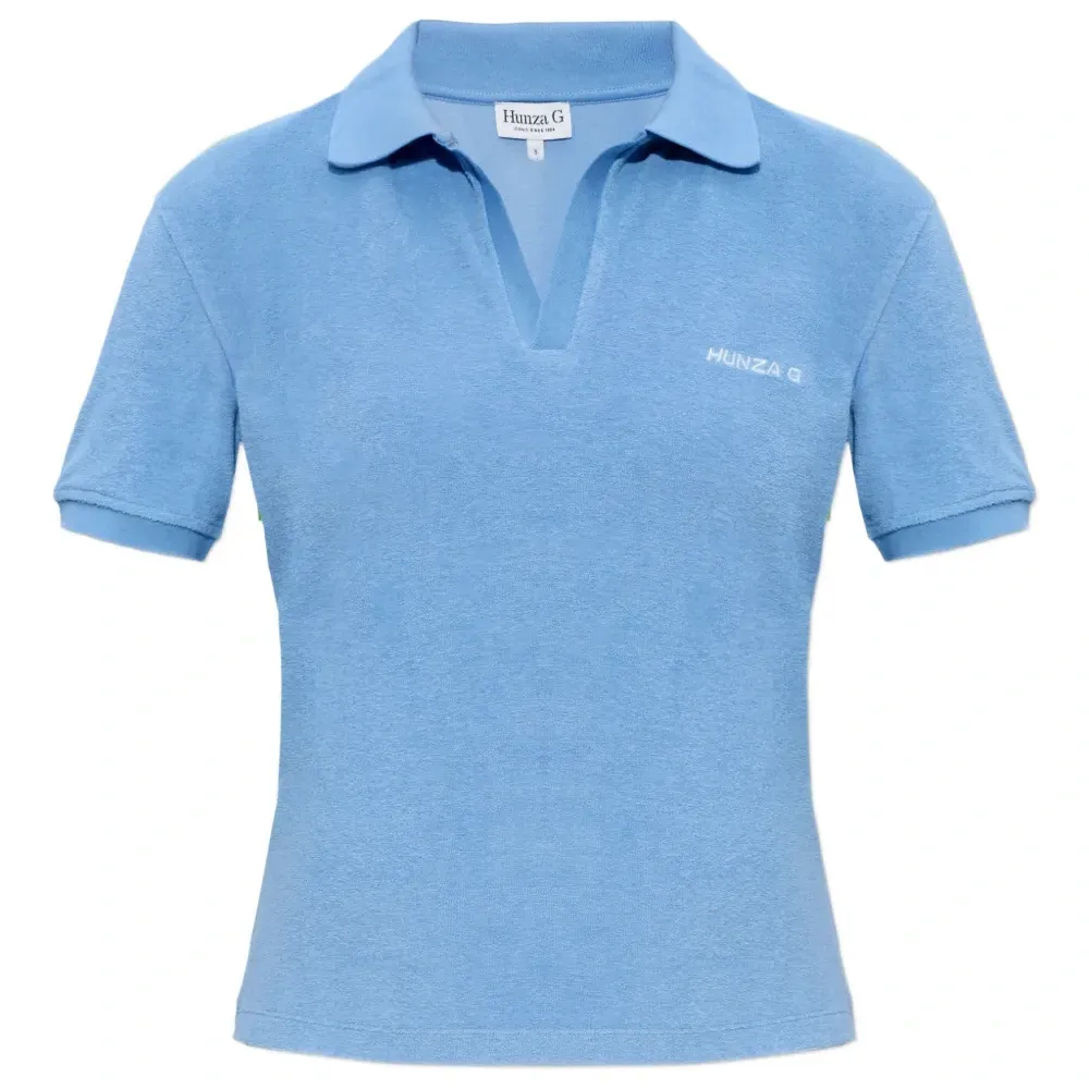 Футболка с вышитым логотипом