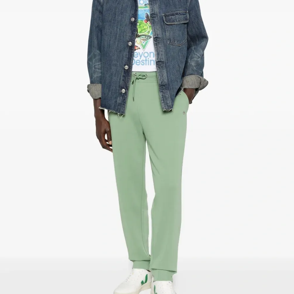 Треники на шнурке