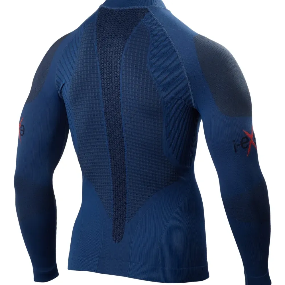 Топ с длинными рукавами