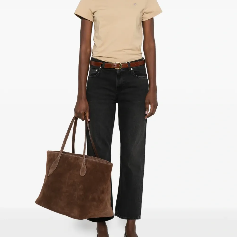 Базовая футболка