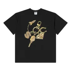 Футболка с короткими рукавами и принтом в виде брелока