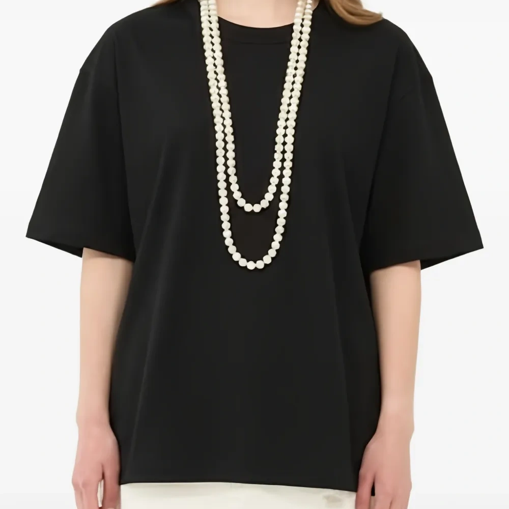 Футболка с открытой спиной