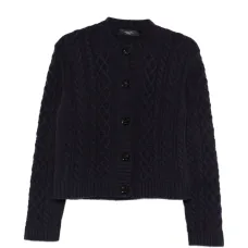 Кардиган на пуговицах с кабельной вязкой Кардиган на пуговицах с кабельной вязкой