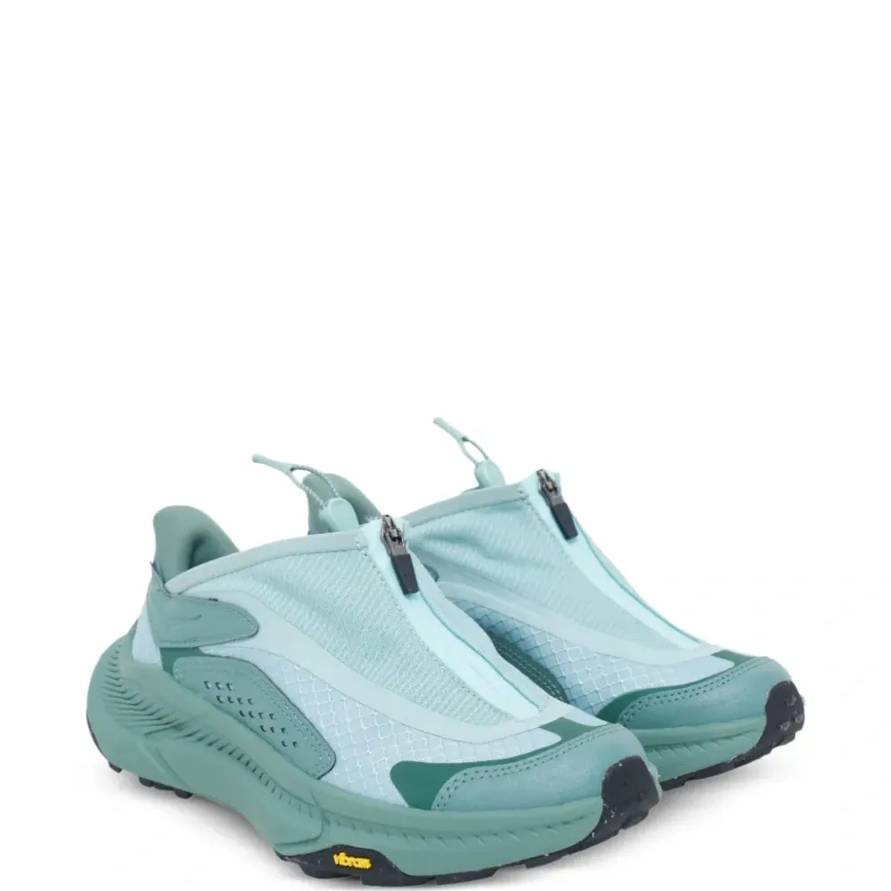 Кроссовки на молнии