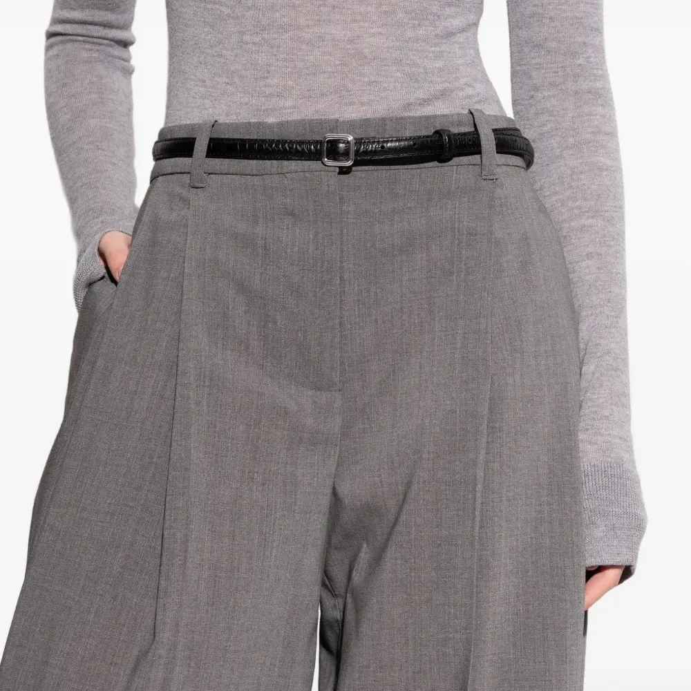 Кожаный ремень