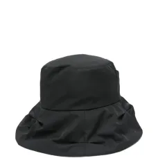 Чёрная панама