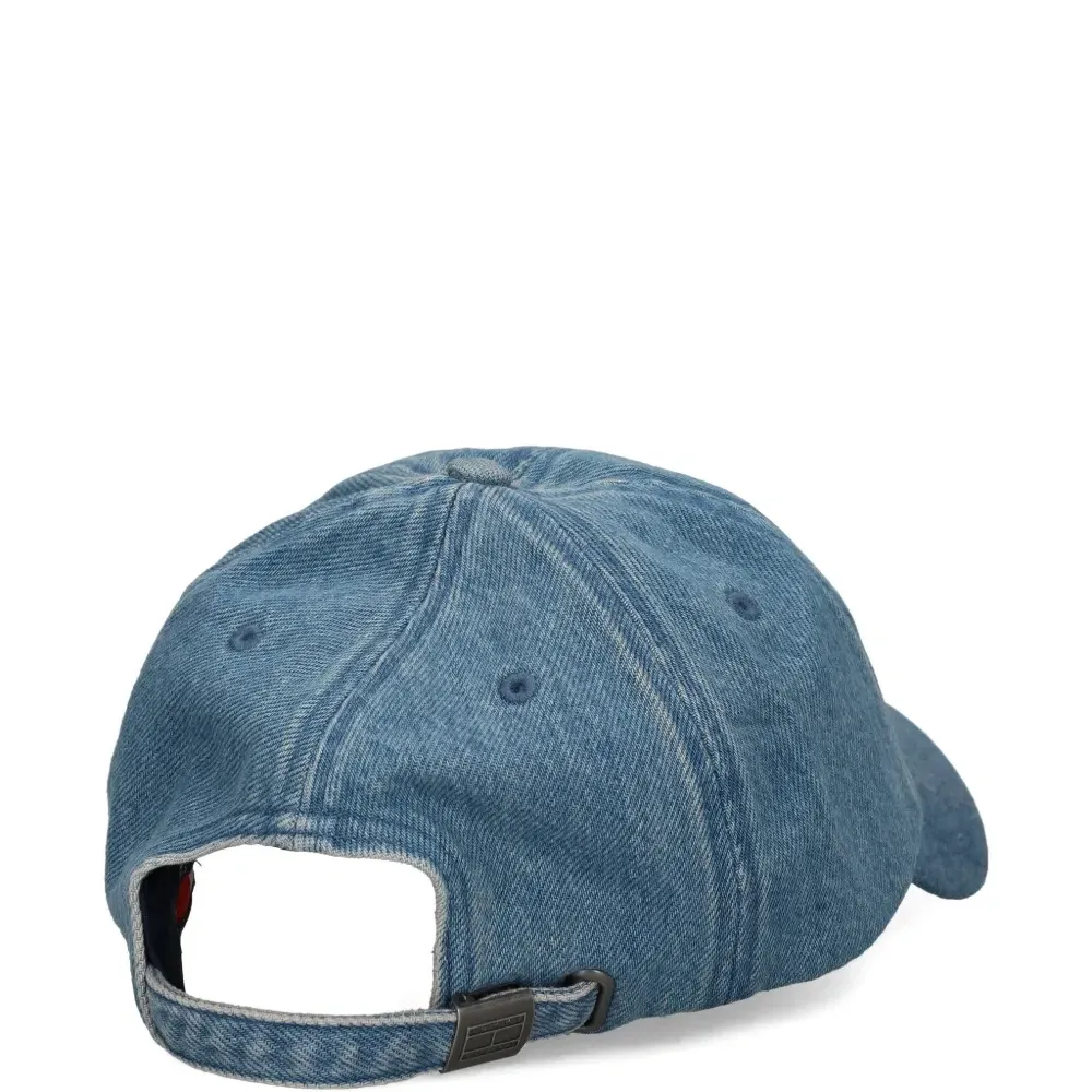 Бейсболка с нашивкой-логотипом и эффектом стирки