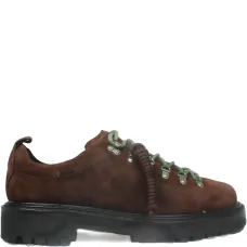 Дерби на шнуровке с тракторной подошвой