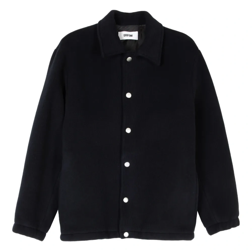 Куртка на кнопках