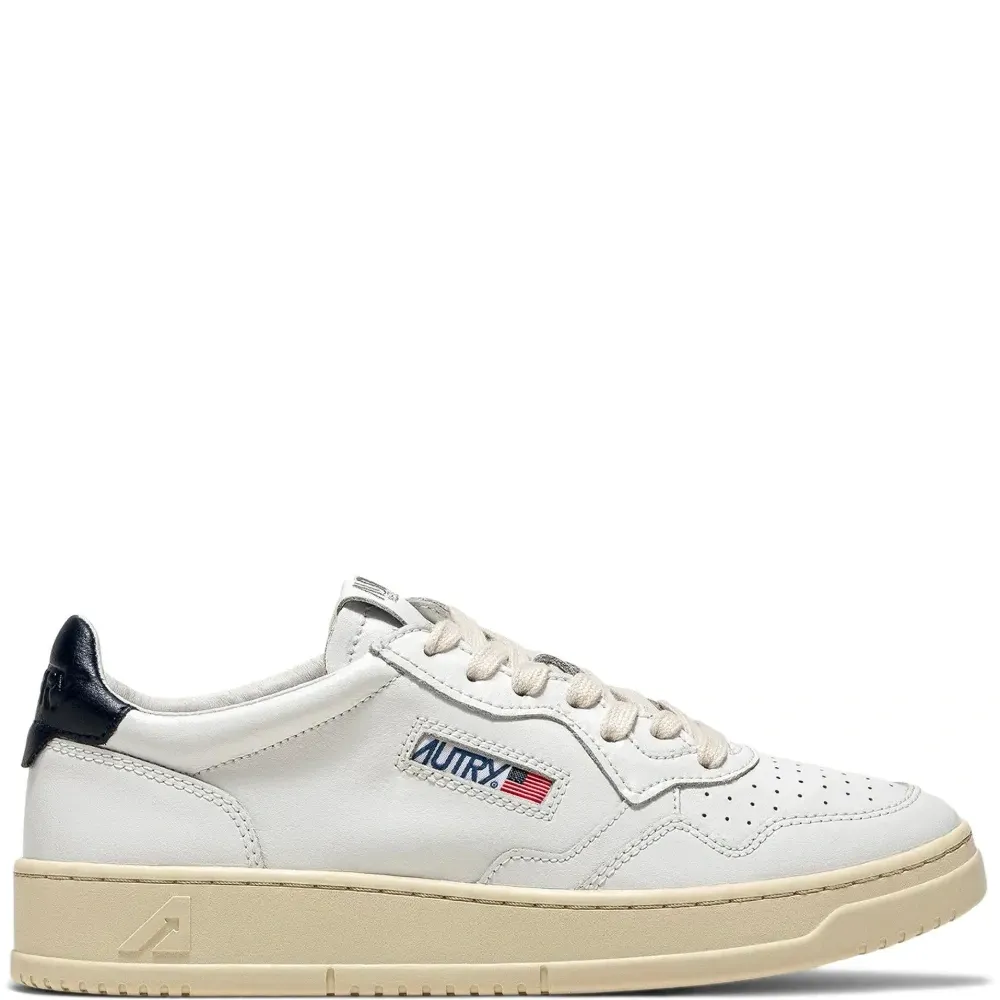 Кроссовки Medalist низкие с темно-синей отделкой