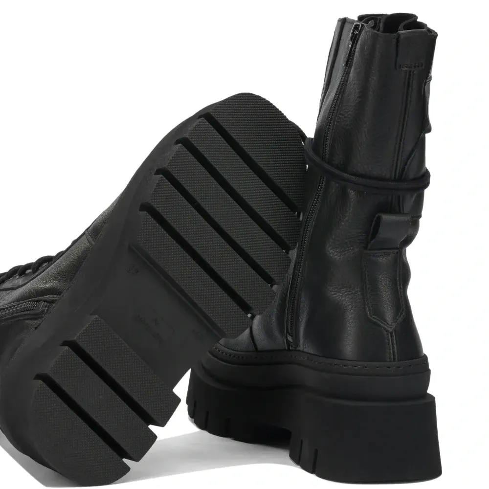 Кожаные ботинки