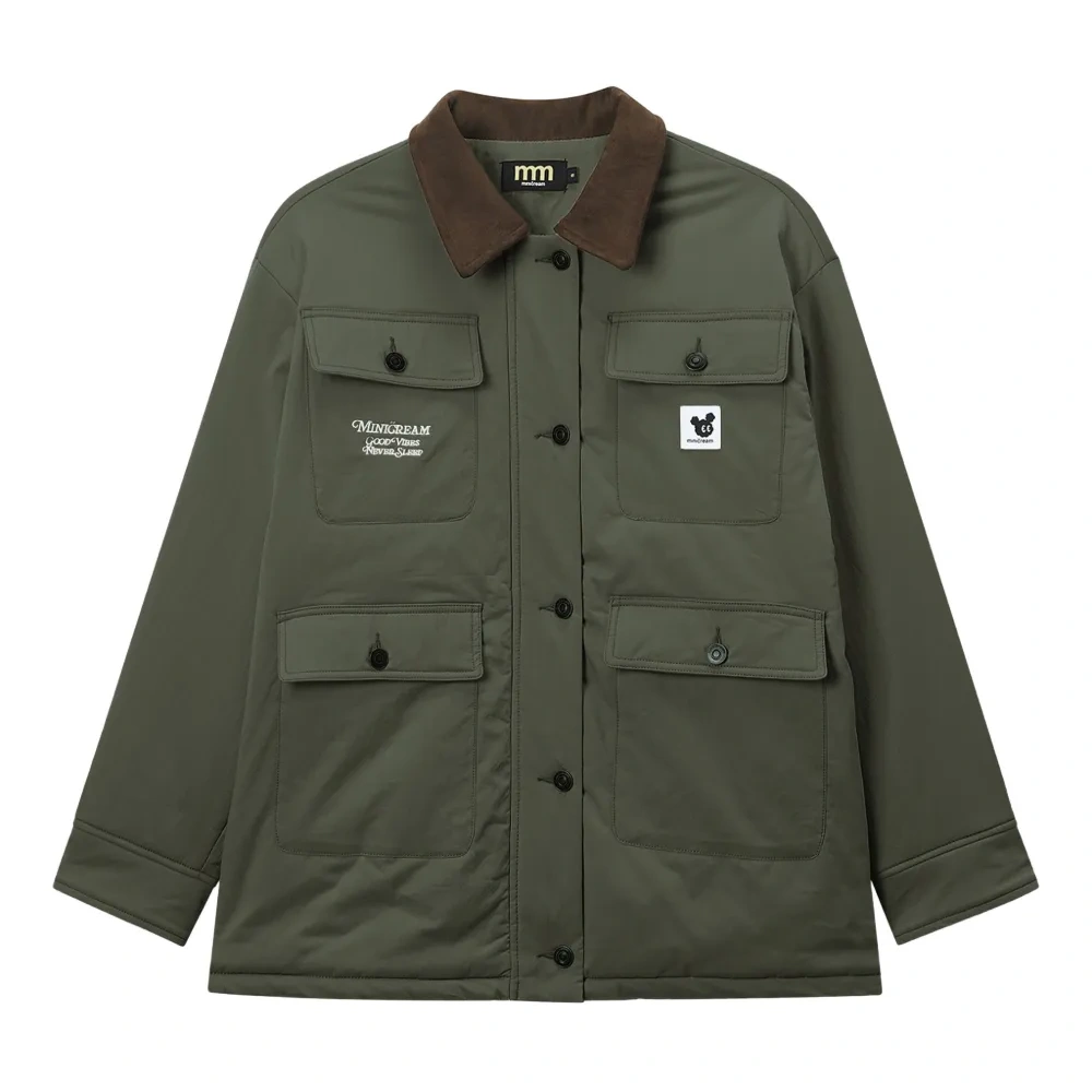 Куртка с застегивающимися карманами