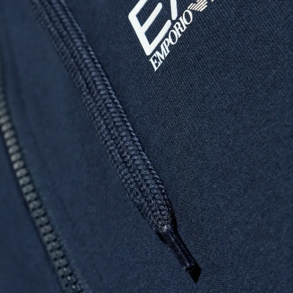 Спортивный костюм с капюшоном на молнии