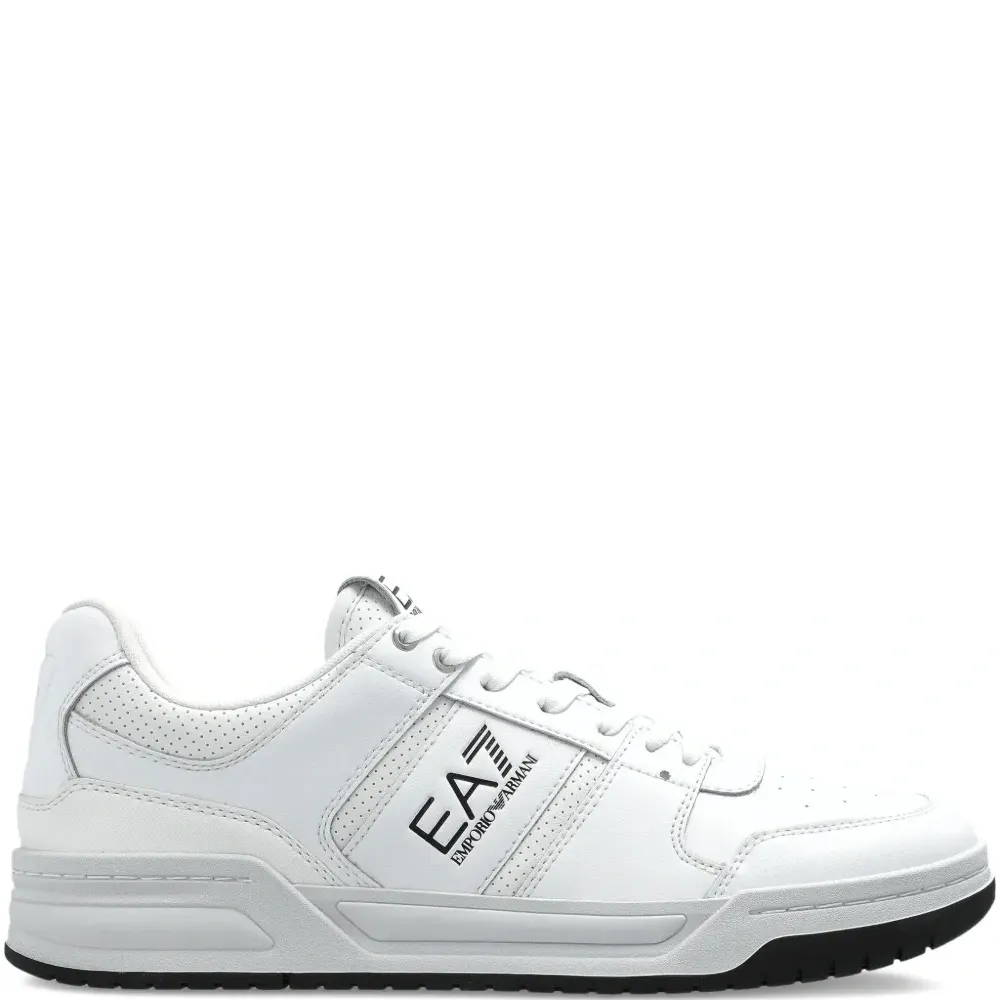 Кожаные кроссовки с перфорацией