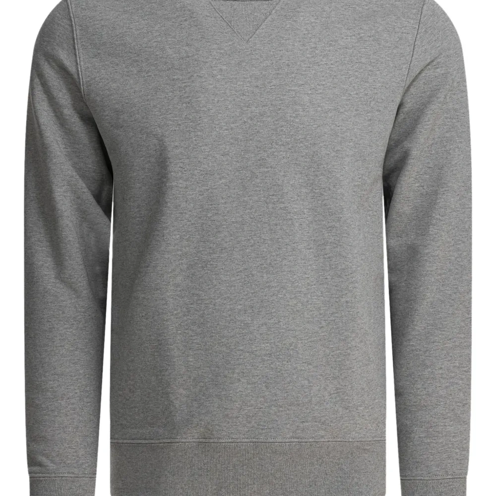 Джемпер с круглым вырезом и V-образной прострочкой