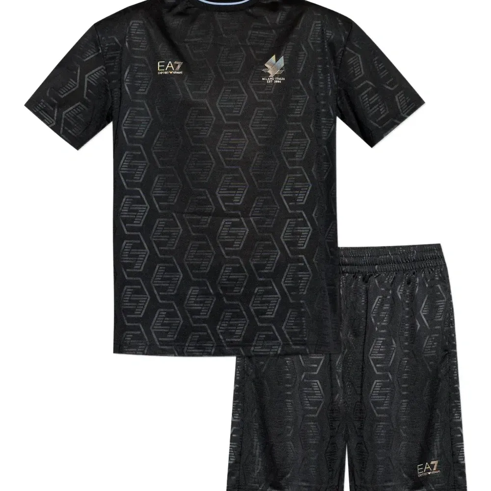 Футболки с принтом и коротким рукавом (набор из двух штук)