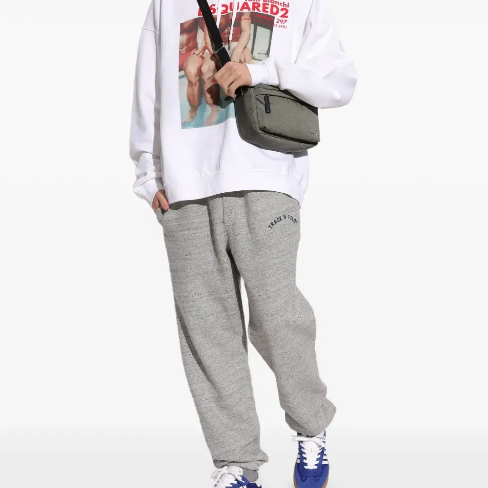 Спортивные брюки с графическим принтом и кулиской