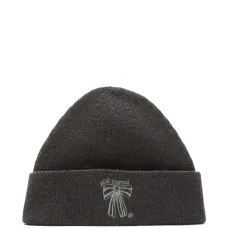 Шапка бини с вышивкой