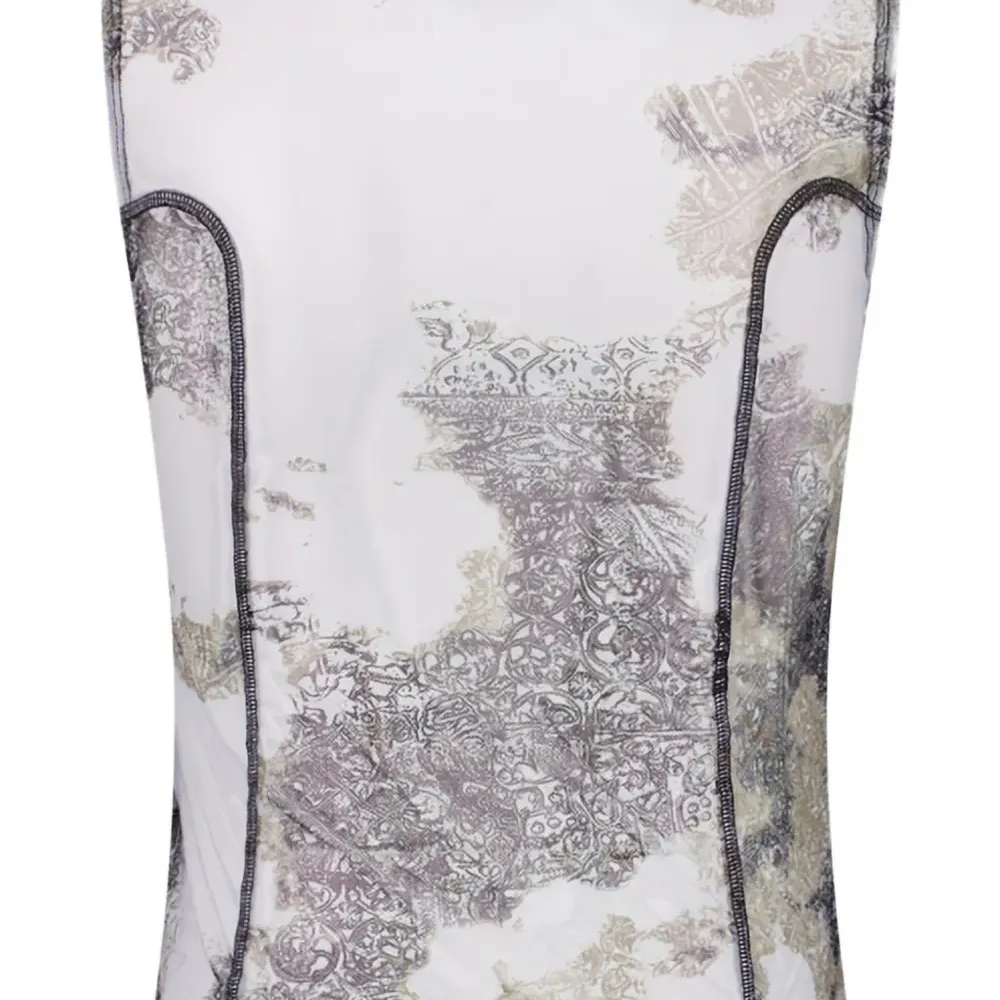 Топ с принтом Ben