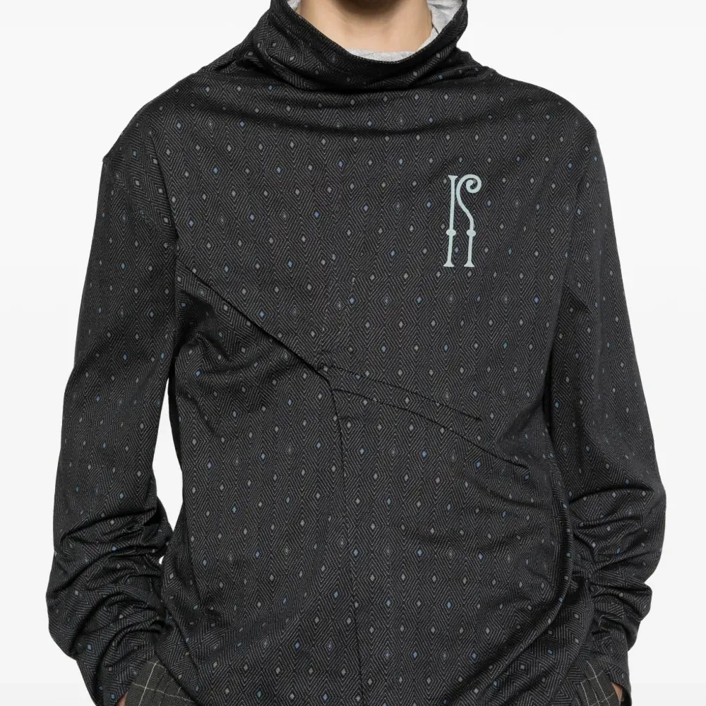 Футболка Ohne с длинными рукавами и воротником-стойкой