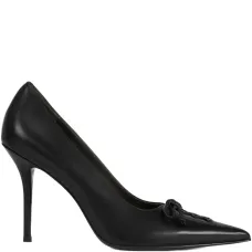 Туфли-лодочки на каблуке 100 мм с заострённым носком и шнуровкой