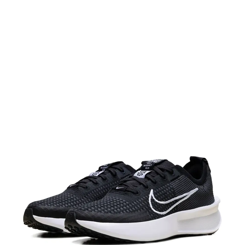 Кроссовки для бега по шоссе Interact Run