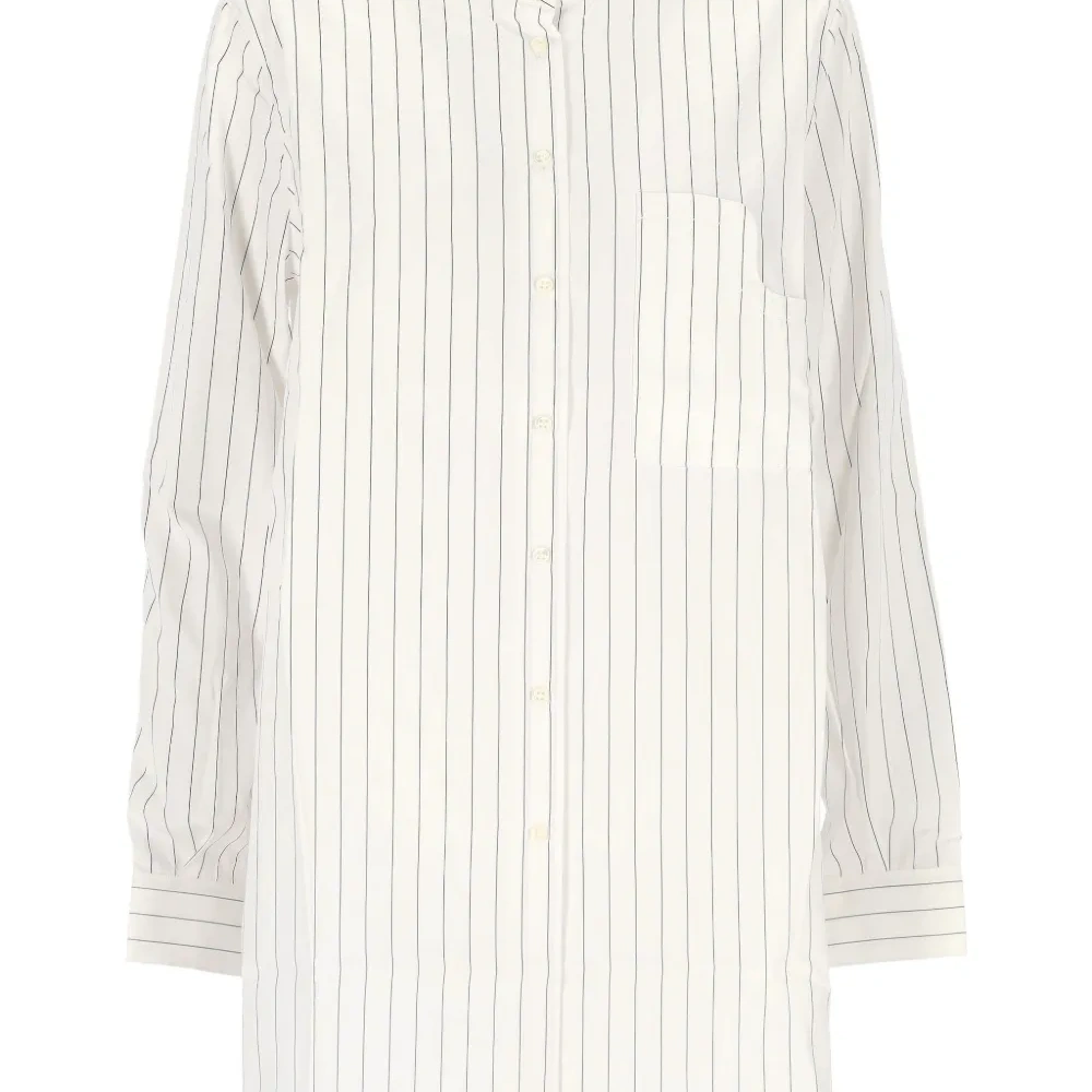 Рубашка в тонкую полоску с карманом