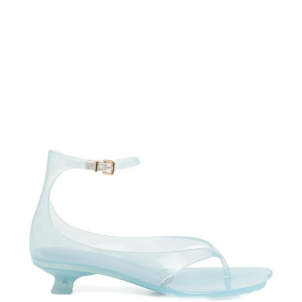 Босоножки Quinlyn на каблуке 30 мм