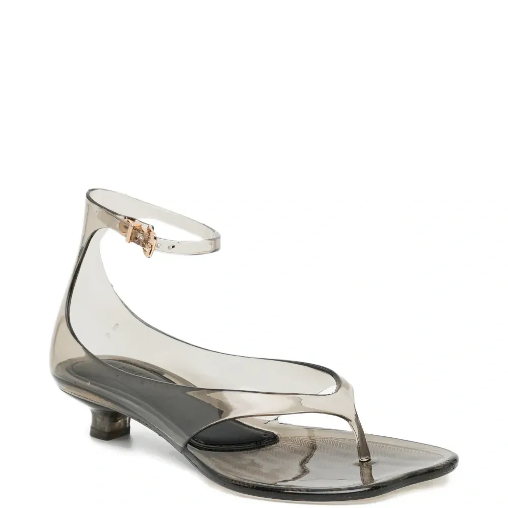 Босоножки Quinlyn на каблуке 30 мм