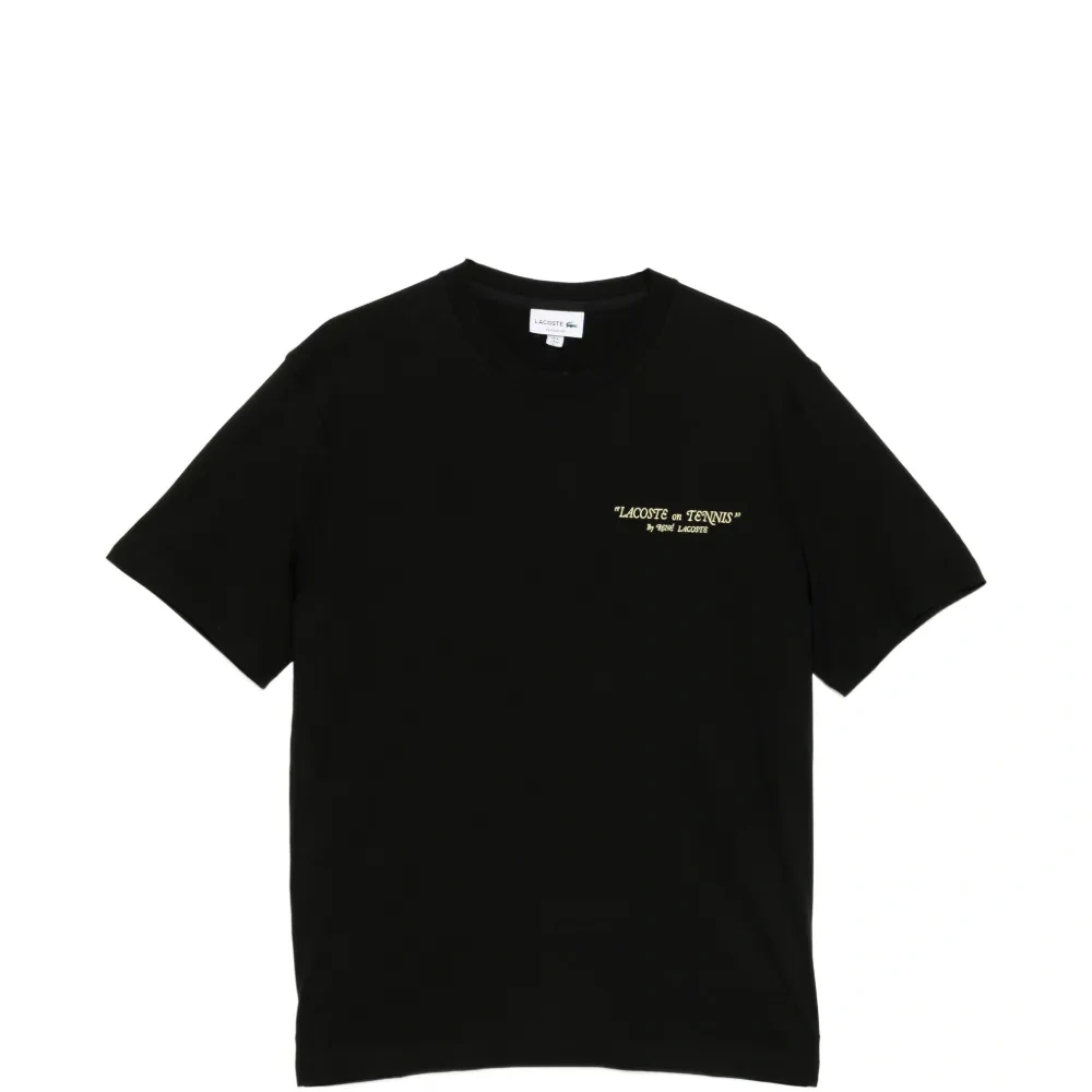 Футболка с вышивкой и круглым вырезом