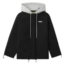 Стёганая куртка с капюшоном