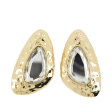 Серьги с молотковой обработкой и инкрустацией кристаллами