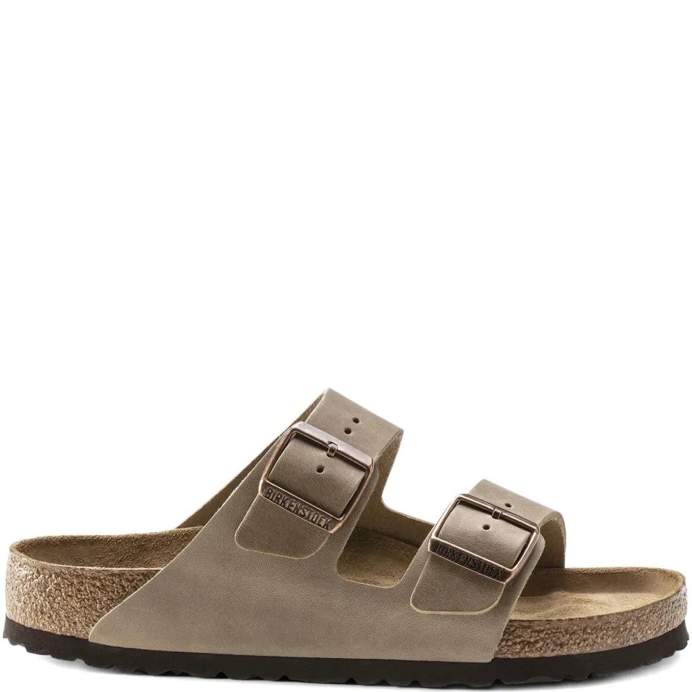 Сандалии Arizona с ремешками и пряжками