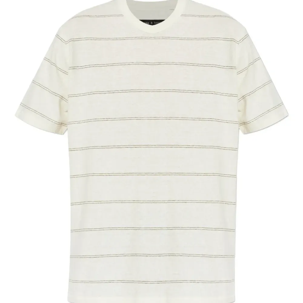 Полосатая футболка с короткими рукавами