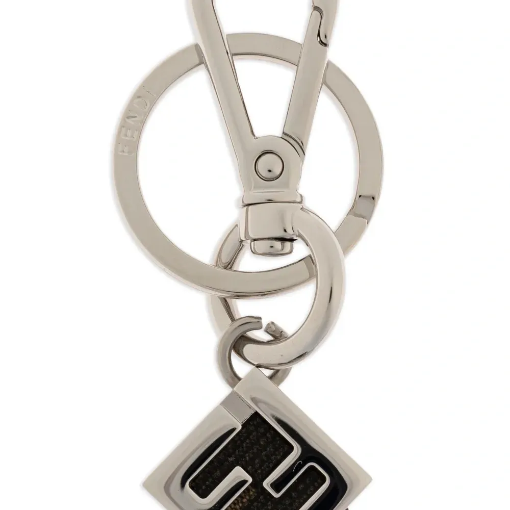 Брелок с логотипом