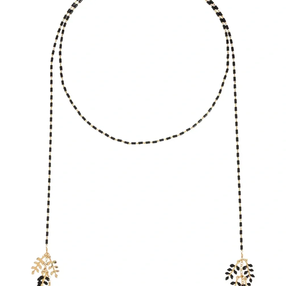 Ожерелье с бусинами в виде листьев