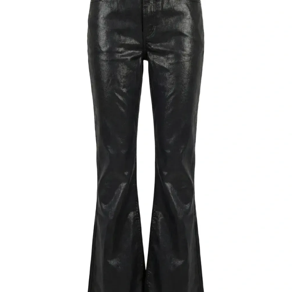 Расклёшенные брюки