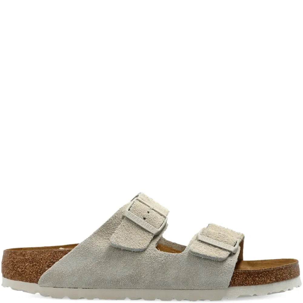 Сандалии Arizona с пряжками