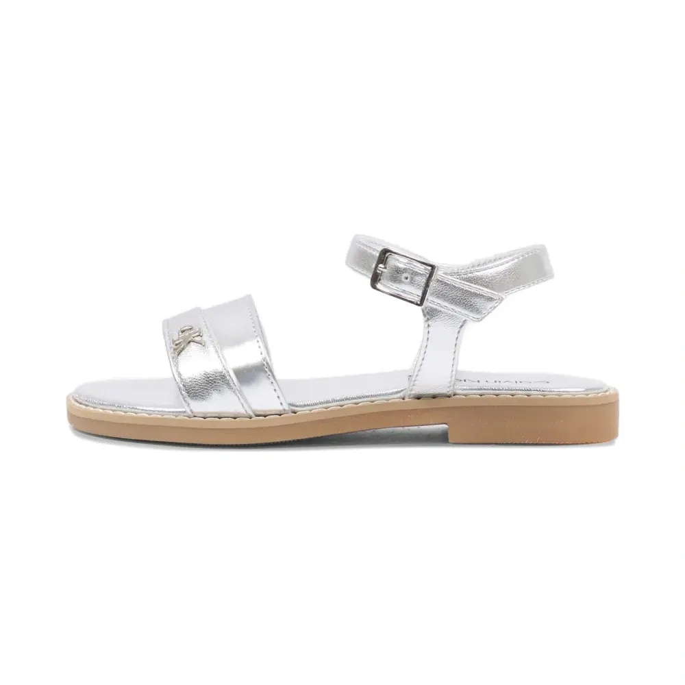 Босоножки с ремешком и пряжкой с логотипом