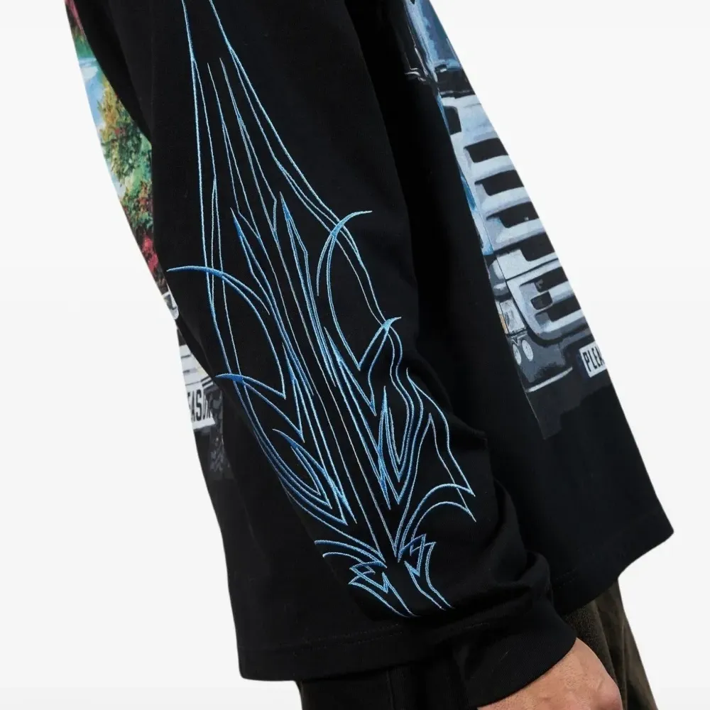 Свитшот с цифровым принтом и длинными рукавами