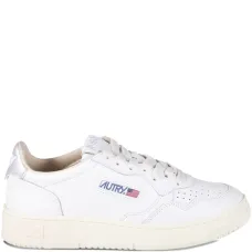 Кожаные кроссовки