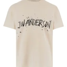 Футболка с логотипом