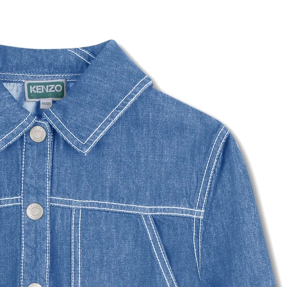 Джинсовая куртка на пуговицах Джинсовая куртка на пуговицах