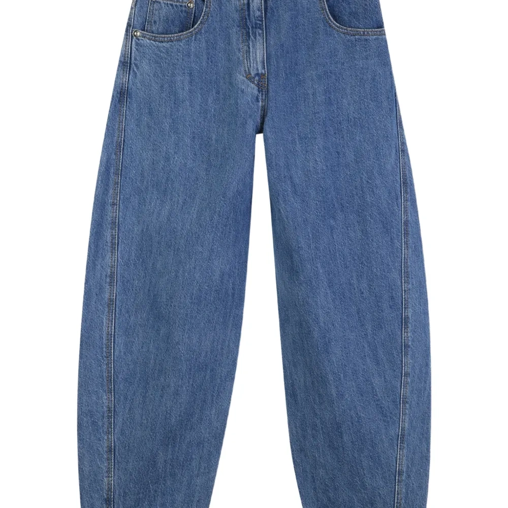 Джинсы с пятью карманами