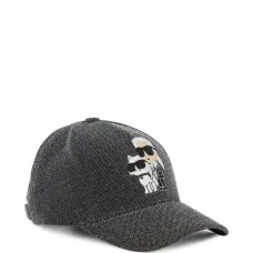 Бейсболка с вышивкой Бейсболка с вышивкой