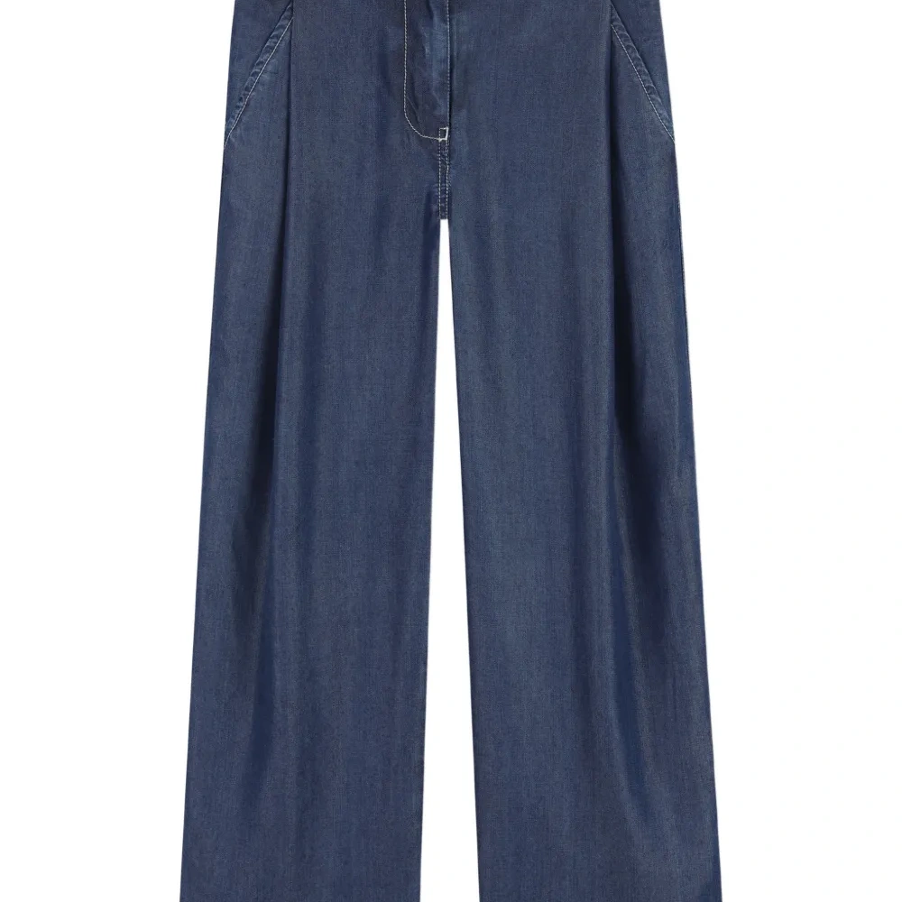 Джинсы с логотипом