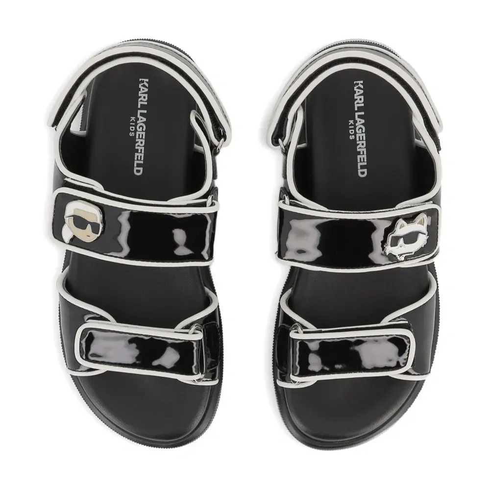 Босоножки на липучках