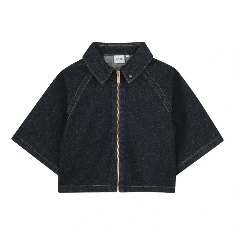 Куртка с широкими рукавами