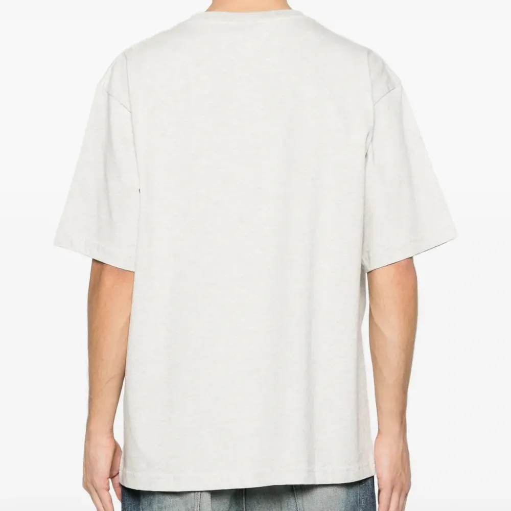 Футболка с вышивкой